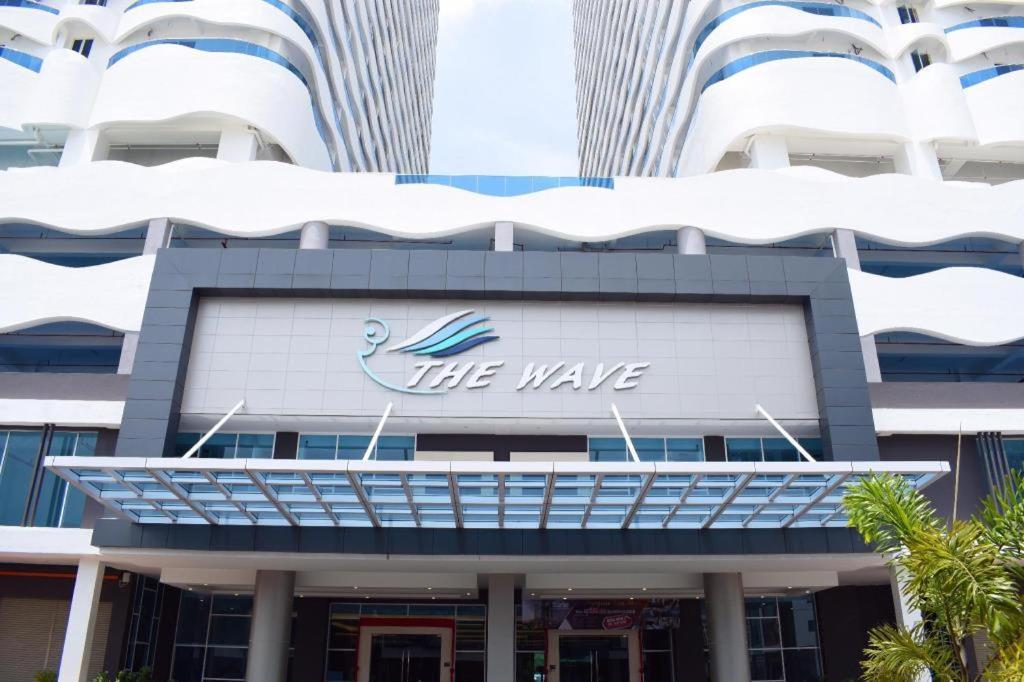 Thermospace The Wave B-13A-13 Melaka City No Wifi Malacca Exterior foto